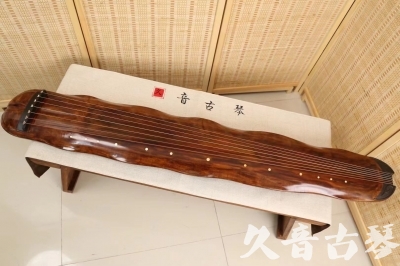 台南市●久音古琴  ●今日推荐20240309  【断纹蕉叶】